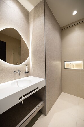 Bathroom - Hotel Beke  (Qendër Vlorë)