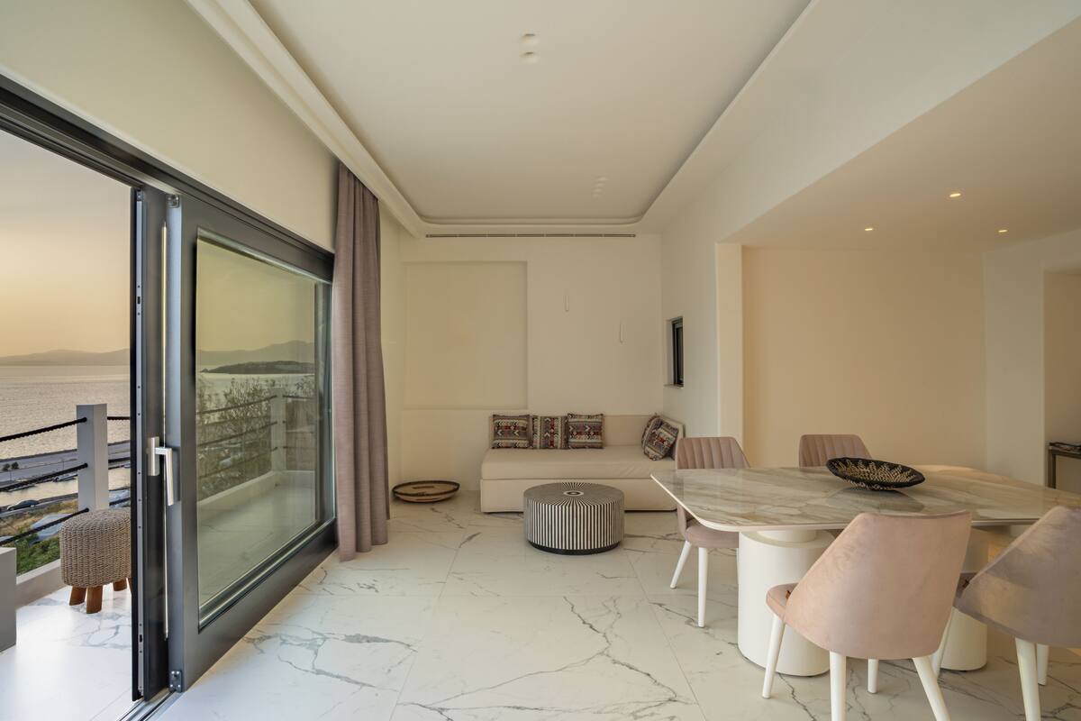 Junior Suite with Sea View | 起居区