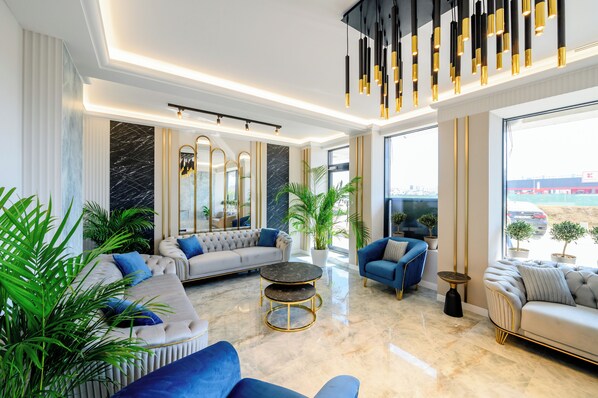 Reception - ELITTE INN & SUITES (Chiajna)