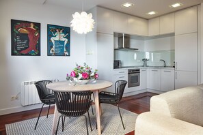 Dining - Aldamar | The Rentals Collection (San Sebastián)