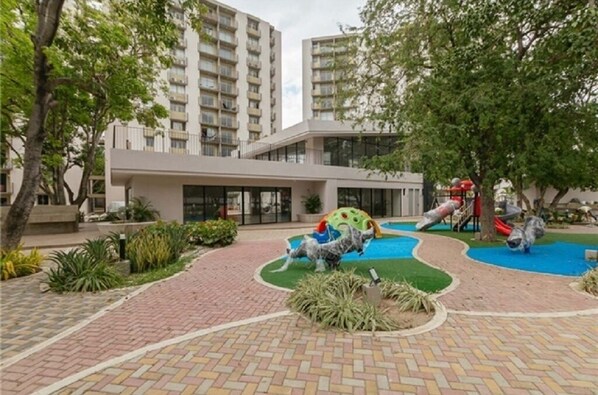 Children’s area - Bello Horizonte Plaza SMR Apartamento Nuevo (Santa Marta)