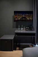 Double Room with Sofa Bed | Desk, laptop workspace, blackout drapes, soundproofing