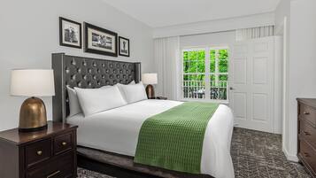 2 bedrooms, in-room safe, desk, iron/ironing board