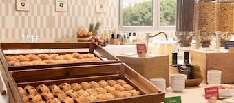 Hampton By Hilton Malaga Martiricos