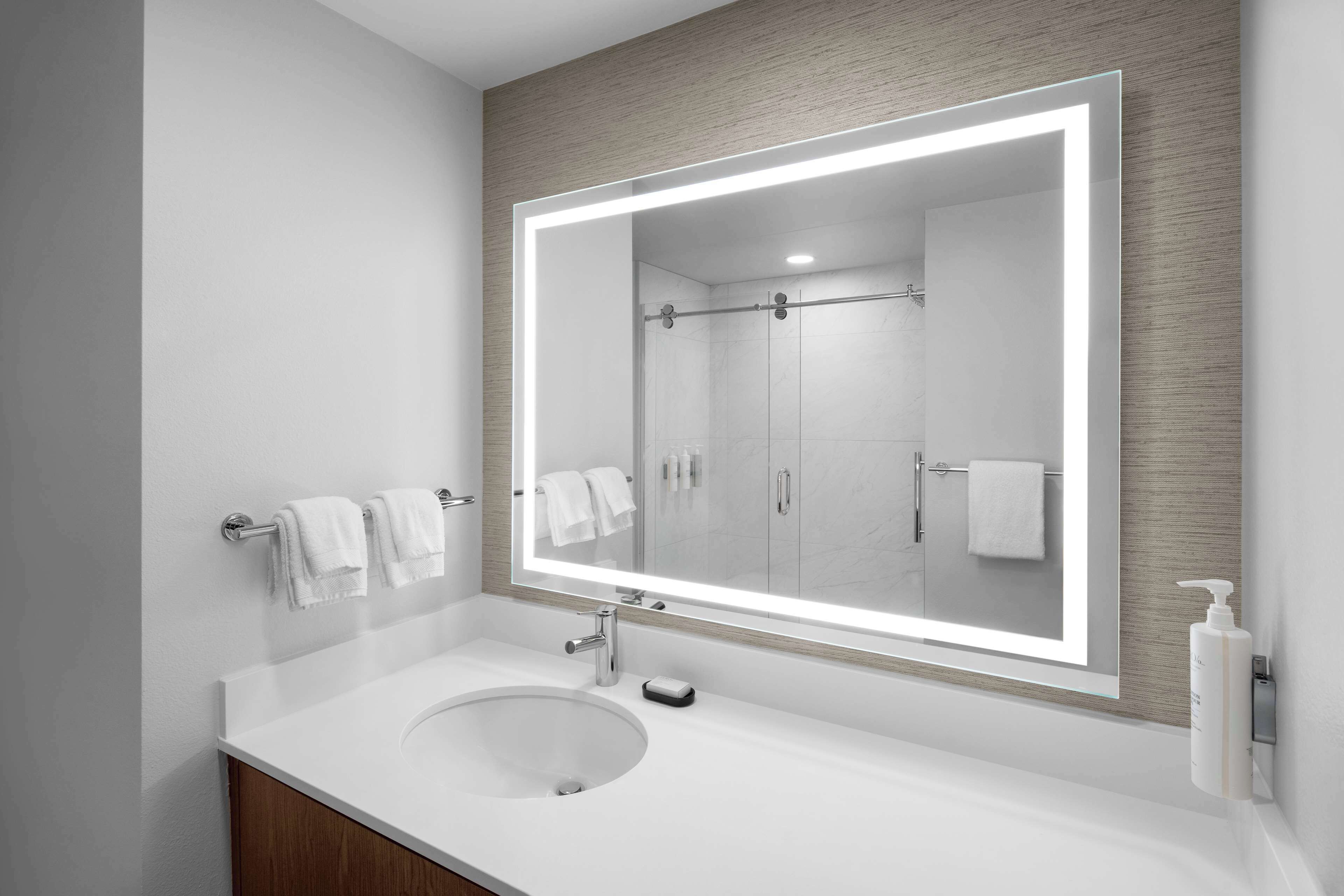 Foto - Embassy Suites By Hilton Madison Downtown