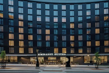 Embassy Suites By Hilton Madison Downtown