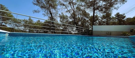 Piscine extérieure