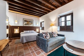 1 makuuhuone, tallelokero huoneessa, silitysrauta/-lauta, ilmainen Wi-Fi