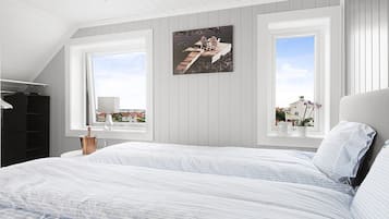 1 soveværelse, strygejern/strygebræt, sengetøj