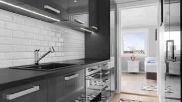 Réfrigérateur, four, cafetiÚre/bouilloire, grille-pain