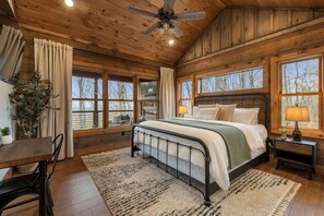 2 chambres, bureau, fer et planche à repasser, lit parapluie