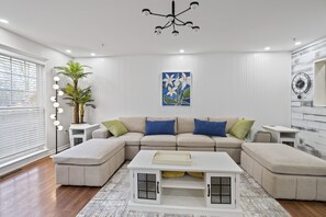 Téléviseur connecté, foyer