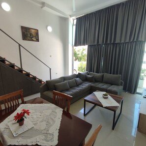 Duplex Apartment | Free WiFi, bed sheets - Summer Gate Aparthotel (Sarandë)