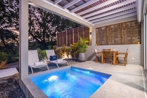 Indoor pool, outdoor pool - Cocoonhuts Martinique Résidence Yellow (Le Lamentin)