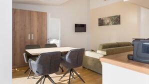 Living area - Vienna Stay Apartments Pezzl 1170 (Vienna)