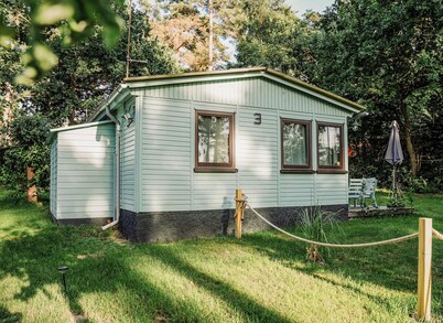 Ferienhäuser Insel Usedom - Waldhaus 3 - Waldgrundstück Direkt am Achterwasser!