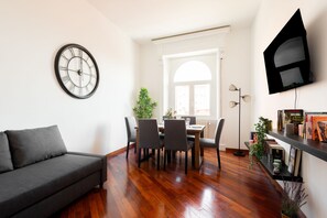 Smart TV - Piacentino Homes San Giovanni apartment (Roma)