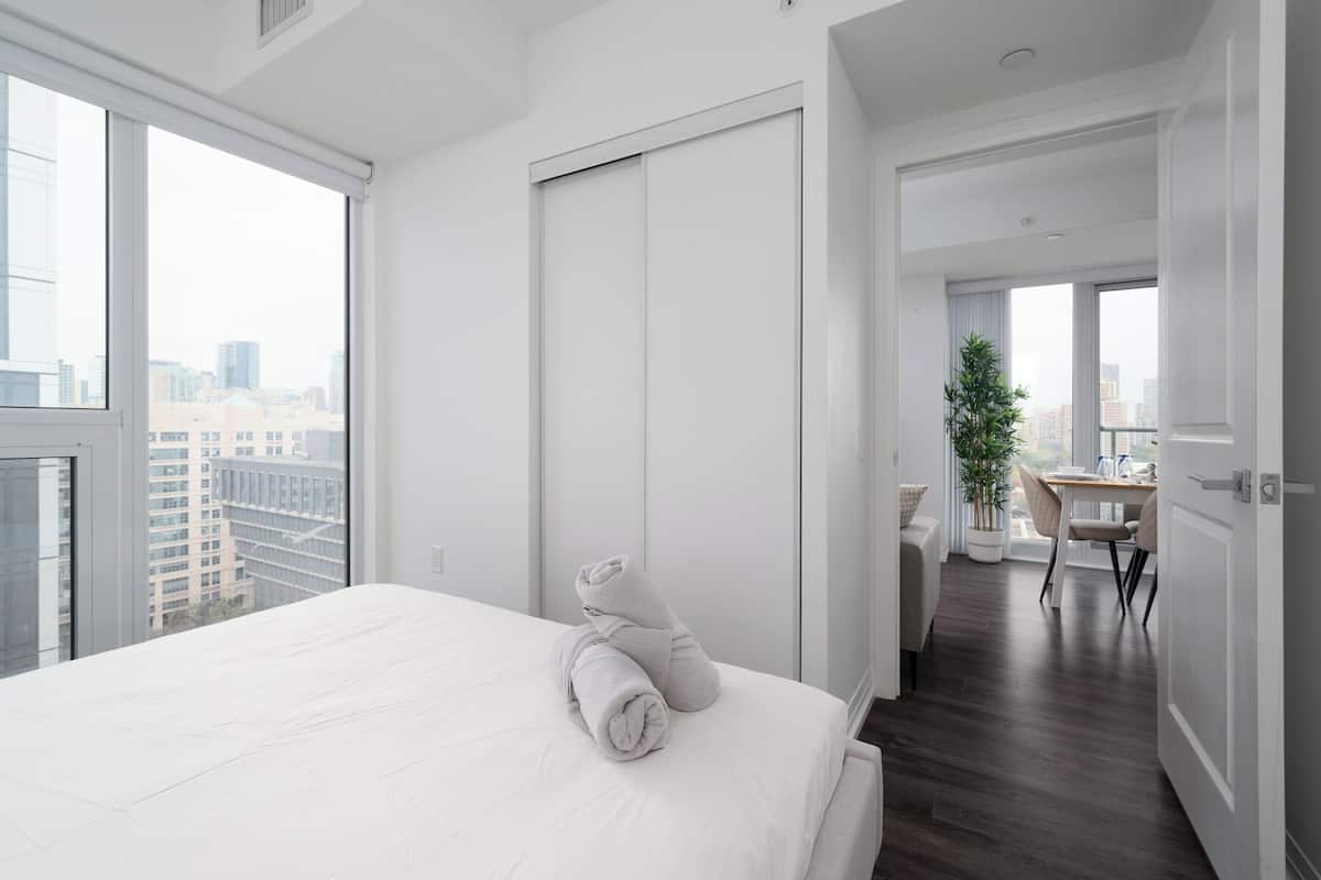 Deluxe Condo, 1 Queen Bed