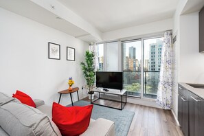 Living area - Soho Residence Jarvis (Toronto)