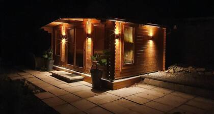 Cader suite at PenYcoed Hall incl Luxury Hot Tub