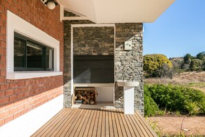 Executive Villa, Ek Bina | Teras/veranda