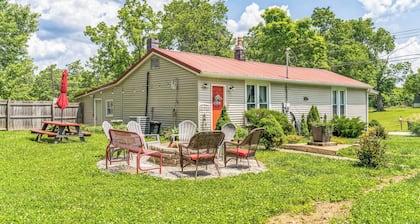 New Hope Bourbon Stop- historic home, peaceful spot in heart of Bourbon country