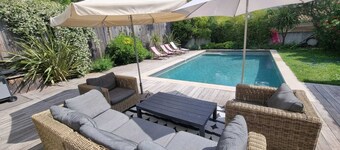 Villa Contemporaine Coeur du Village de Puyricard Aix en Provence