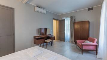 1 quarto, ferros/tábuas de passar roupa, Wi-Fi, roupa de cama