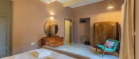 1 makuuhuone, silitysrauta/-lauta, Wi-Fi, vuodevaatteet