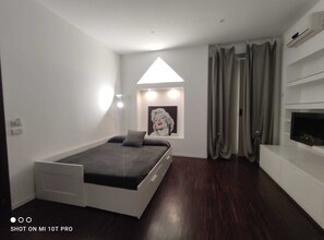 2 camere, ferro/asse da stiro, Wi-Fi, lenzuola