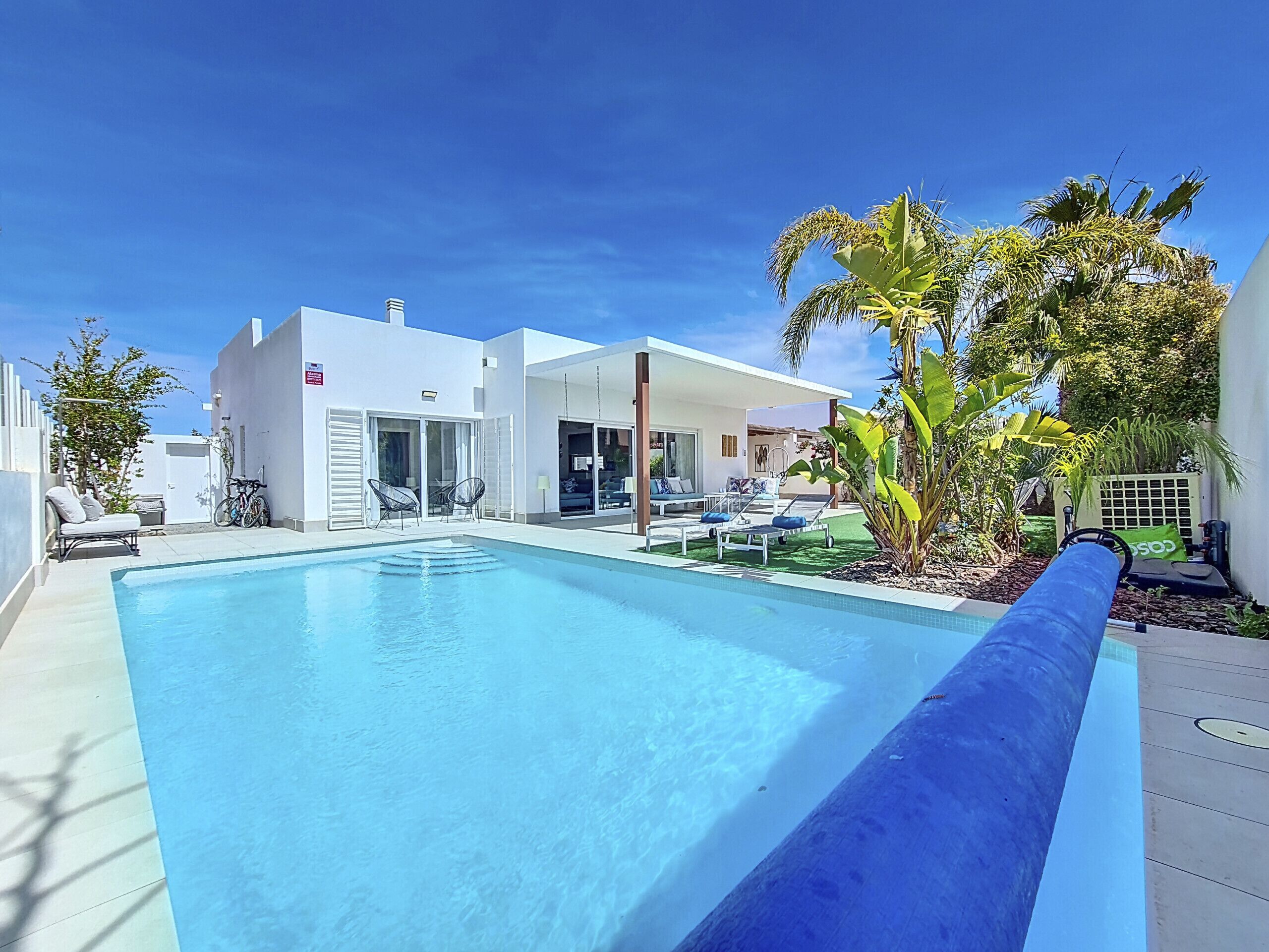 Pool - Villa with private pool and garden (Mar de Cristal)