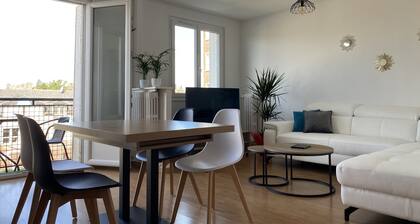 Chez Julien,lumineux-accueillant-spasieux