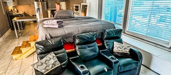 Top G Pad W/ Cinema Room In Fort Walton Beach Close to Beach Base and Shops