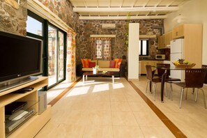 Smart TV - Seaview villa w/private pool near Elafonissi beach (Chania)
