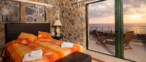 1 chambre, fer et planche Ă repasser, lit parapluie, Wi-Fi gratuit