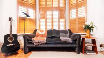 Basic Apartment | Interior