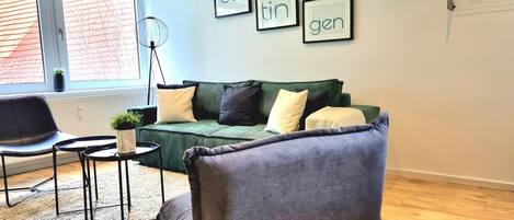 Una televisión de pantalla plana