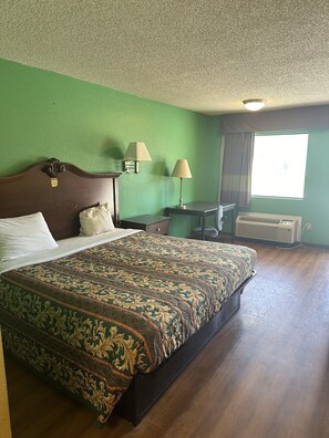 Enkeltrom – standard | Wi-fi (inkludert) og sengetøy