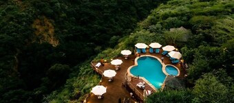 Escarpment Luxury Lodge Manyara