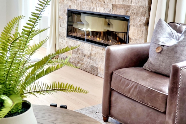 Penthouse Mewah | Area keluarga | Smart TV, perapian, Netflix, dan layanan streaming