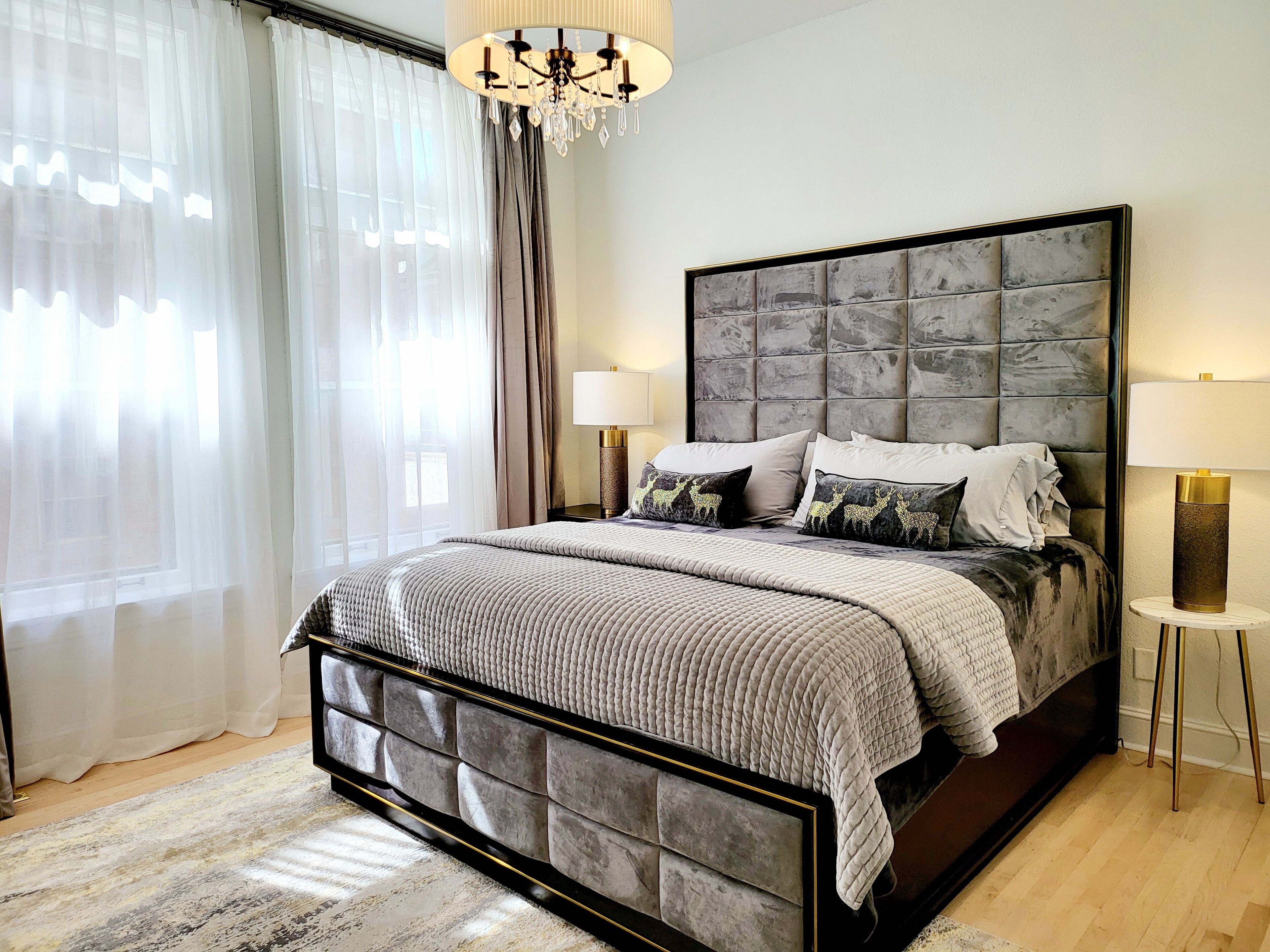 고급 침구, 필로우탑 침대, 암막 커튼, 다리미/다리미판