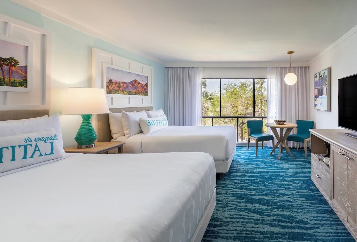Hiking break at CA Colorado Desert! Spa Resort with Free Parking & SPA