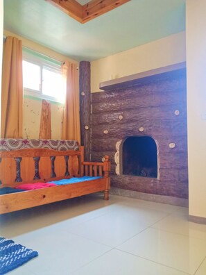 Living area - FUSIONED AESTHETIC-RUSTIC RMS AT BOONE'S (Sagada)