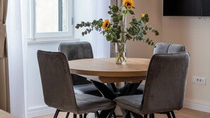 Uklassifisert bilde, 2 av 14, knapp