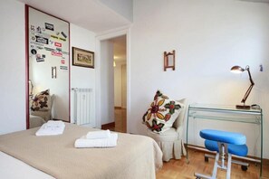 3 Schlafzimmer, Bügeleisen/Bügelbrett, WLAN, Bettwäsche