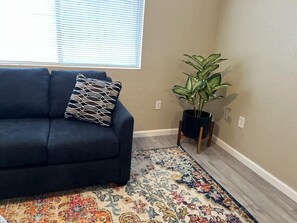 Smart TV - Private Oasis in Tempe (Tempe)