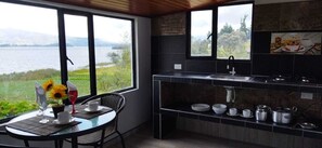 Dining - Alquiler DE Cabañas Campestres CON Hermosa Vista AL Lago DE Tota Cuitiva Boyaca (Boyacá)