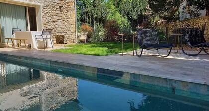 Maison de Village Avec Jardin et Piscine. Le Charme de la Provence Garanti !