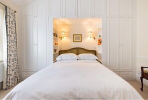 Casa | 3 camere, ferro/asse da stiro, Wi-Fi gratuito