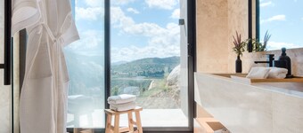 Exclusive Villa with private Vineyard